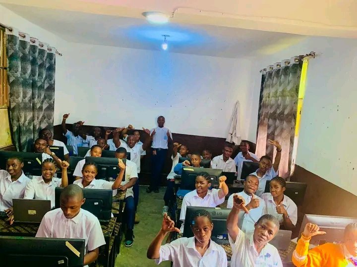 BUKAVU : À LA VEILLE DE LA DISSERTATION, L’ENAMEF ET LES ENCADREURS APPELLENT LES ÉLÈVES AU CALME ET À LA CONFIANCE EN SOI.
